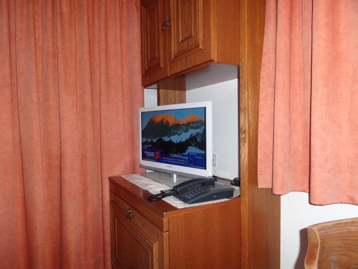 Appartements Loisachpromenade Ehrwald Extérieur photo