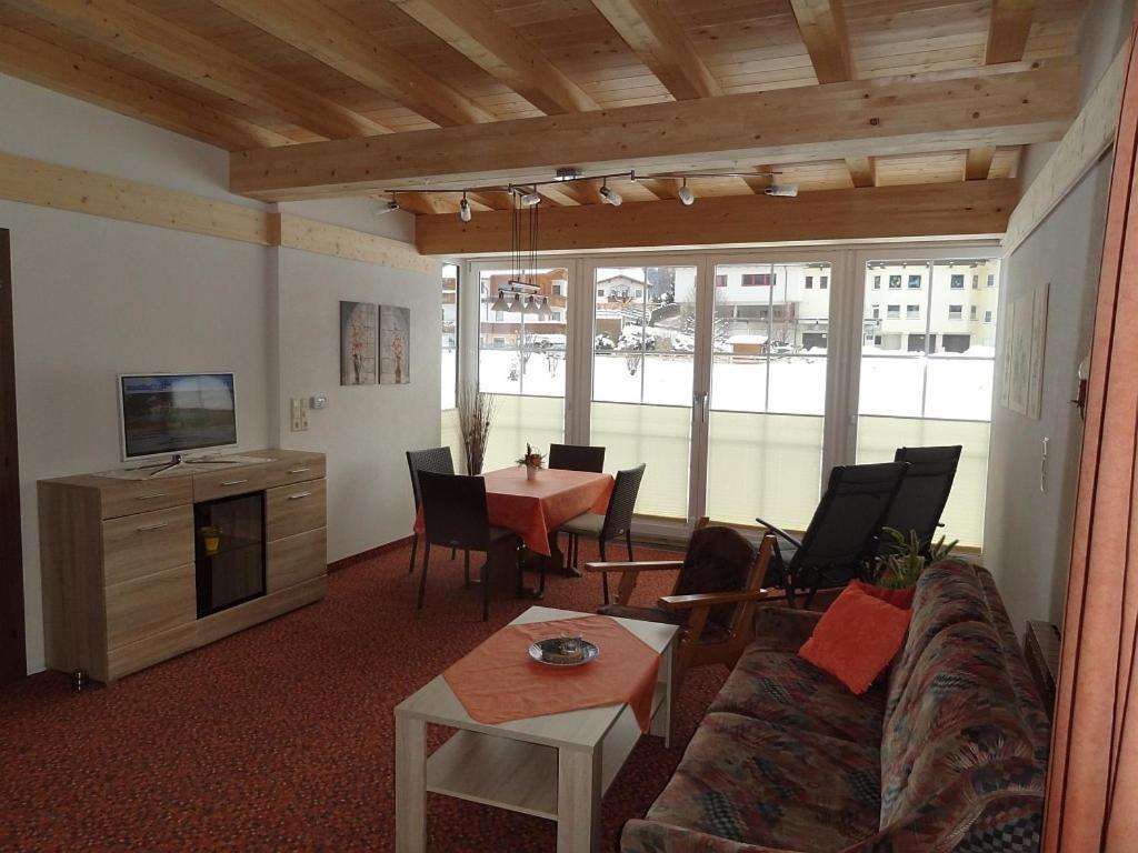 Appartements Loisachpromenade Ehrwald Extérieur photo
